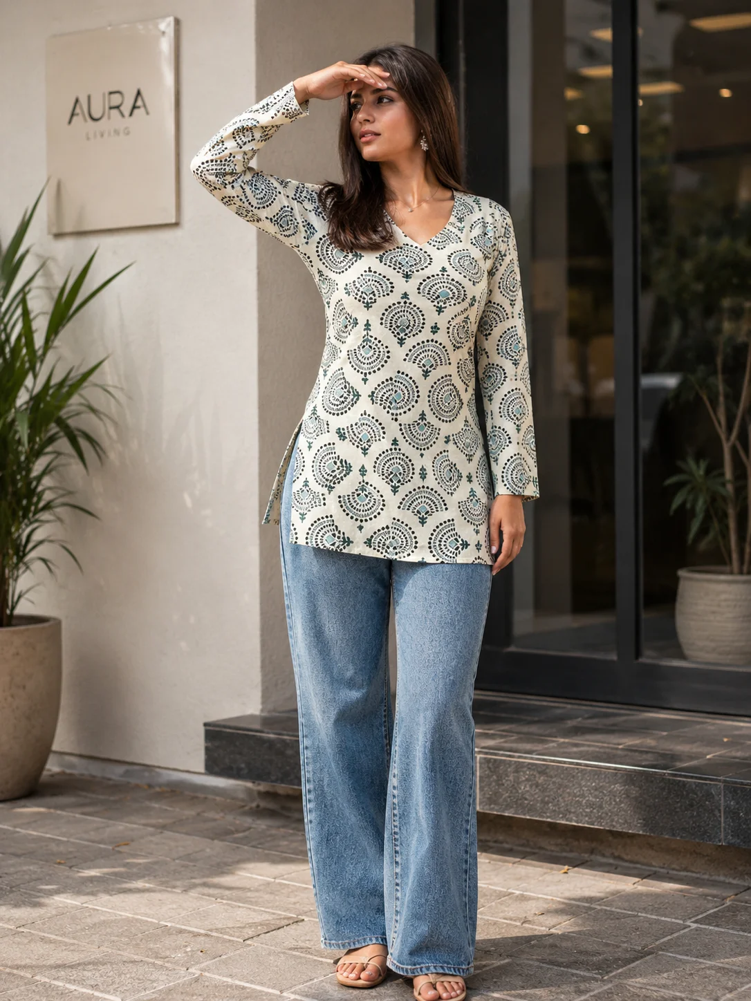 Dievon women's ivory and mustard printed cotton short kurti with V-neck and long sleeves — View 5